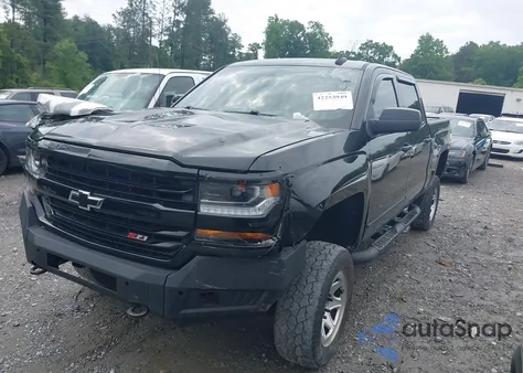 2018 Chevrolet Silverado 1500 2Lt z USA, uszkodzony, nr VIN 3GCUKREC3JG499067